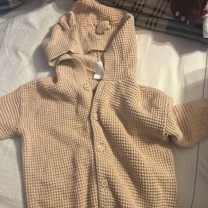 This is such a cozy sweater